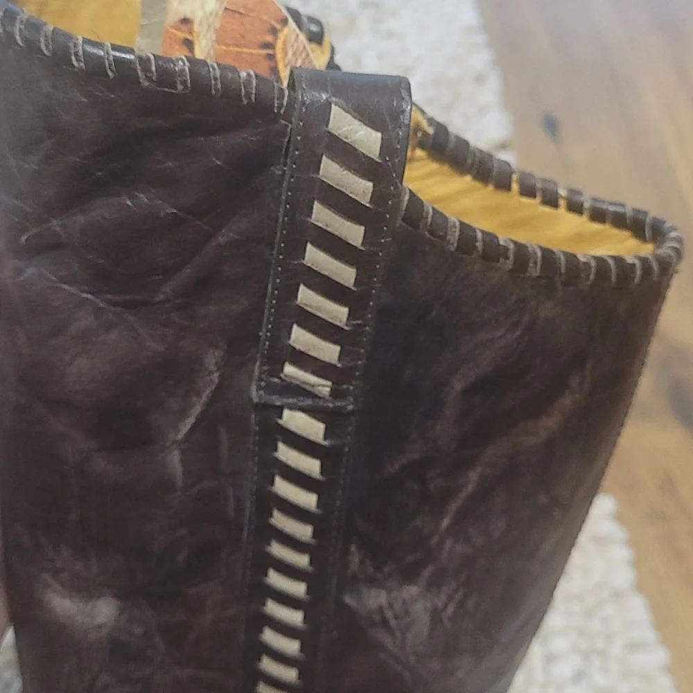 Old Gringo 7 1/2 B Distressed walking heel knee Boots - Picture 11 of 16